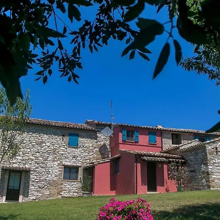 Apartament Leccio 7 *